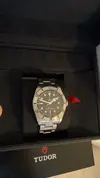 Tudor_Laatikossa.webp
